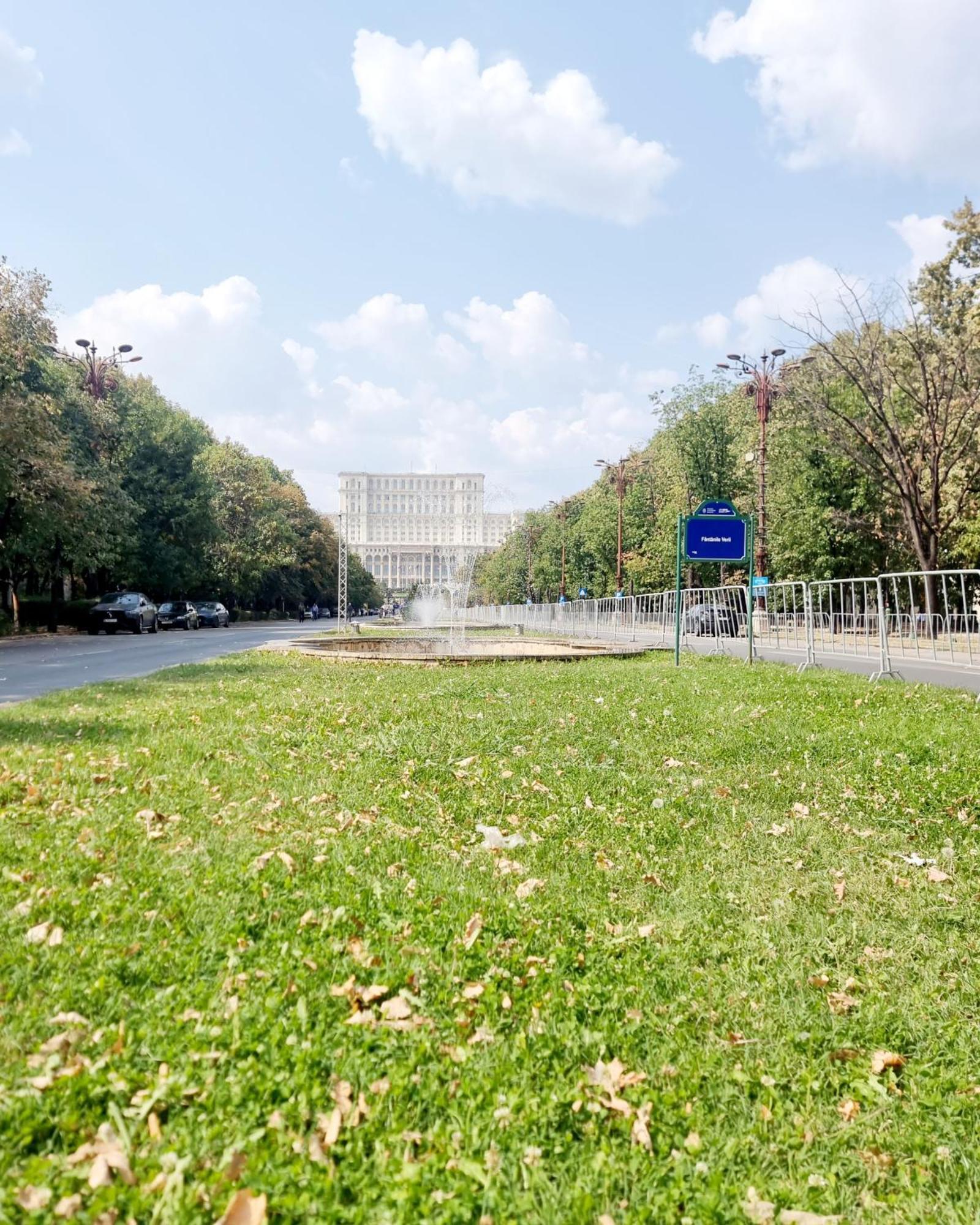 Tranquil Unirii Residence - Elegant & Spacious Living With Parking Steps From Parliament Bucharest Exterior photo