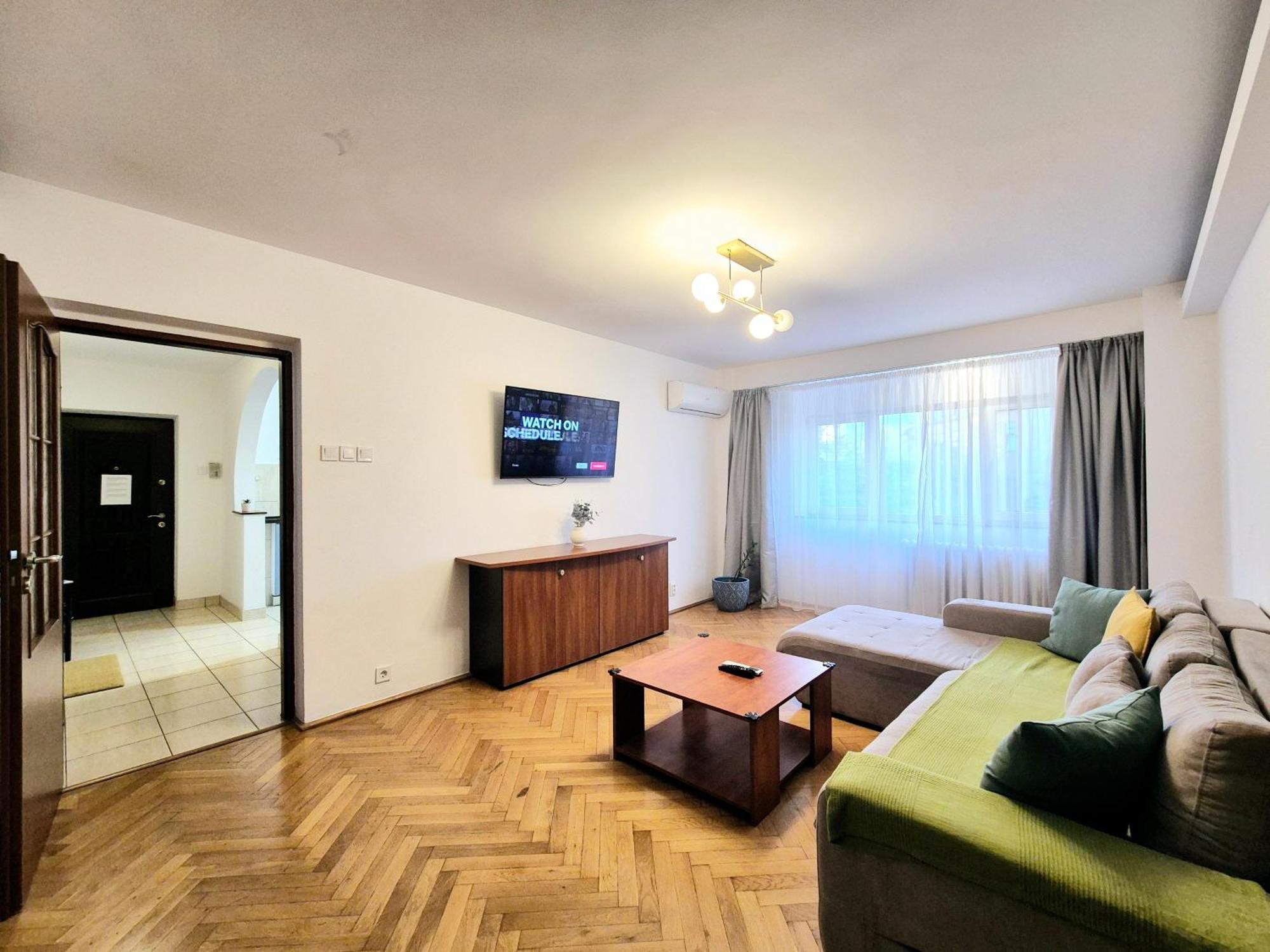 Tranquil Unirii Residence - Elegant & Spacious Living With Parking Steps From Parliament Bucharest Exterior photo